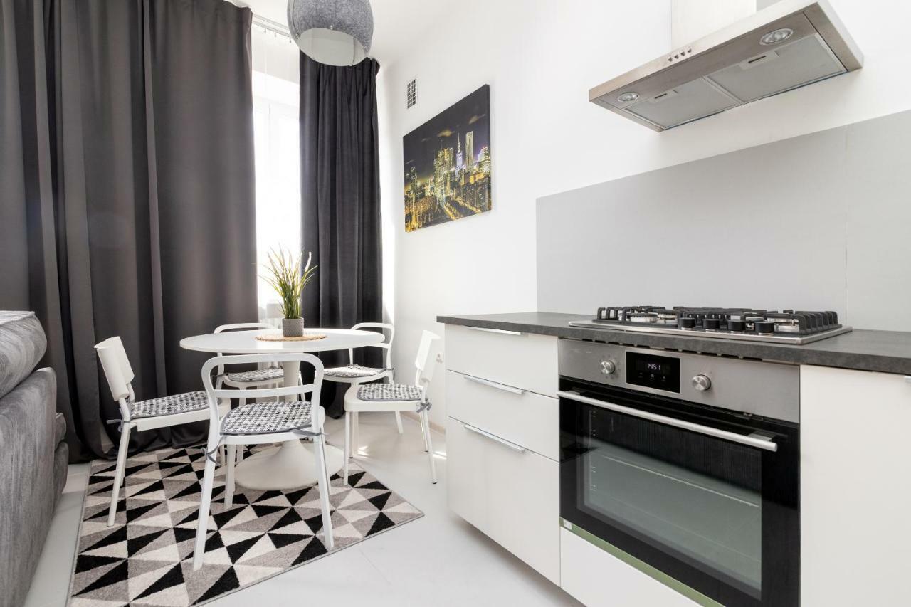 City Centre Apartment Warsawa Bagian luar foto